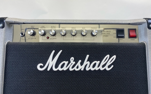 Marshall - 2525C 2